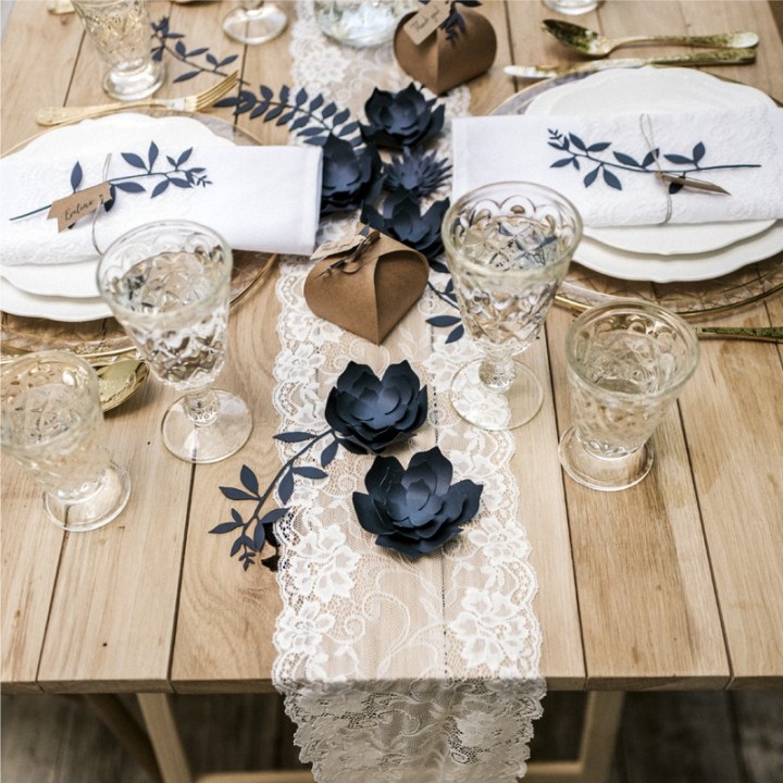Kanten tafelloper wit boho huwelijk decoratie