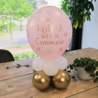 Ballondecoratie roze tafelstukje communie