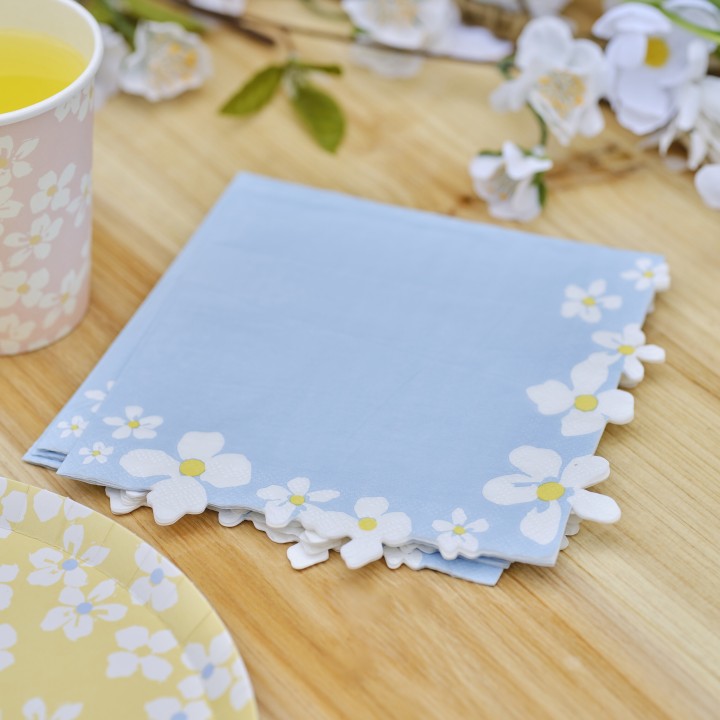 papieren servetten pastel blauw bloemen communie lentefeest