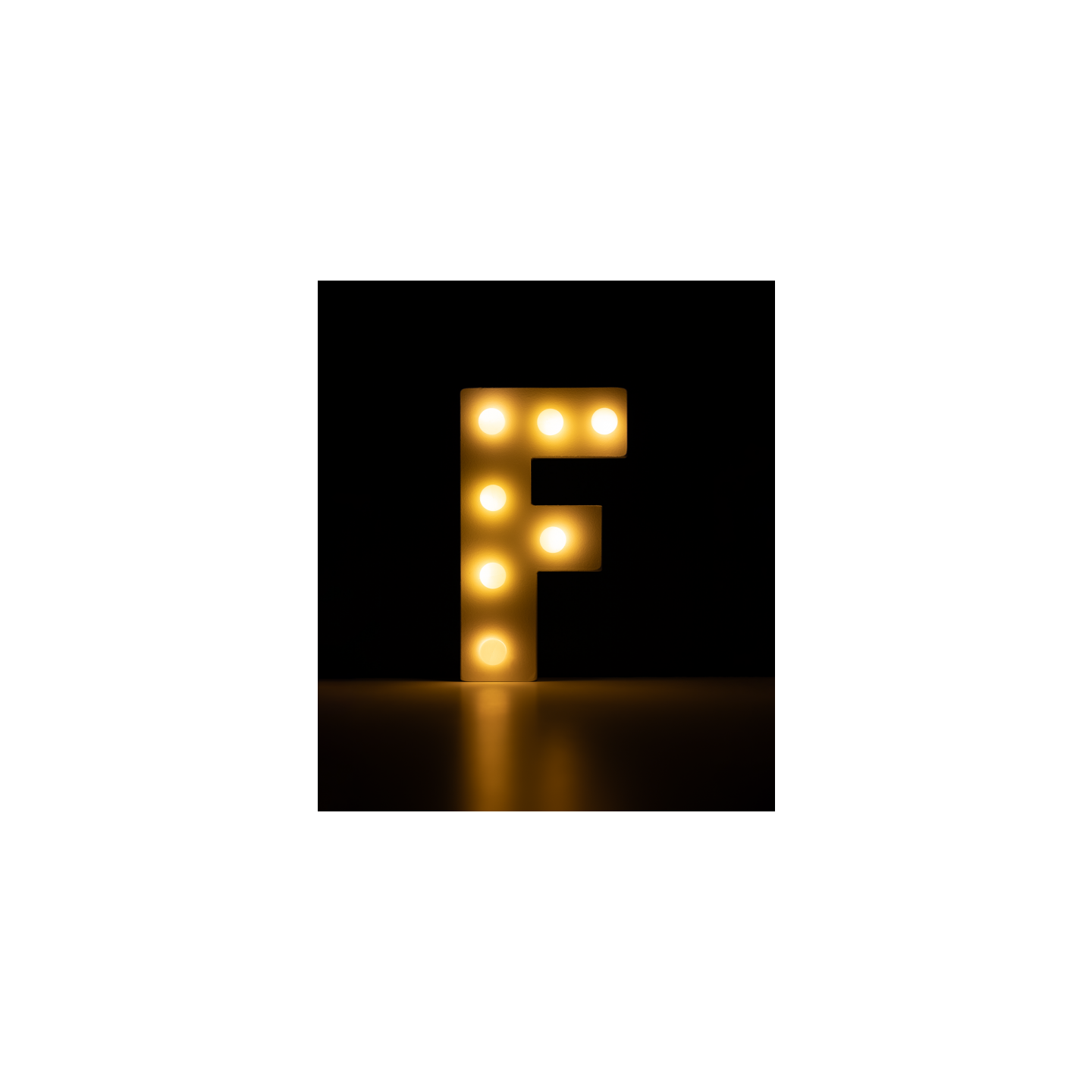 licht letter cijfer F